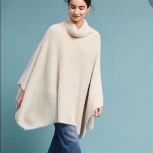 ❄️Sleeping on Snow Gold metallic fuzzy Poncho